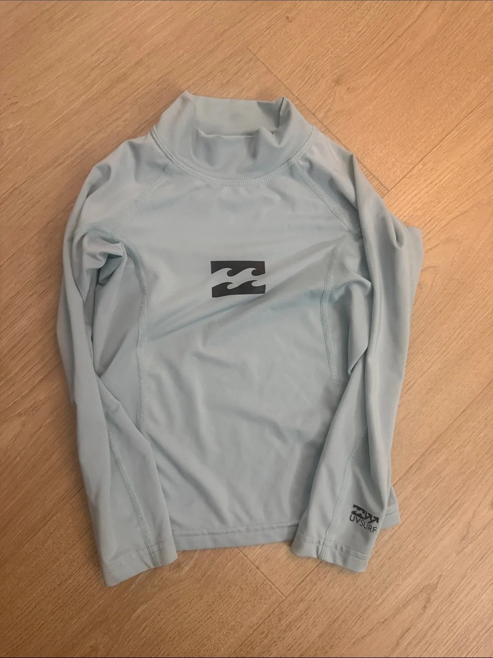 Billabong kids small Pale Blue Long Sleeve surf Guard shirt